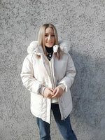 HWL 2023 Cotton Padded Fur Parka New Big Fur Collar Down Winter Jacket Women Thick Warm Parkas Female Outerwear