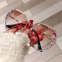 2023 Luxury Brand Design Vintage Rimless Rhinestone Sunglasses Women Men Fashion Gradient Lens Sun Glasses Shades for Female