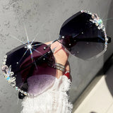 2023 Luxury Brand Design Vintage Rimless Rhinestone Sunglasses Women Men Fashion Gradient Lens Sun Glasses Shades for Female
