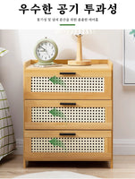 Solid Wood Nightstand – Modern Bedside Drawer Cabinet